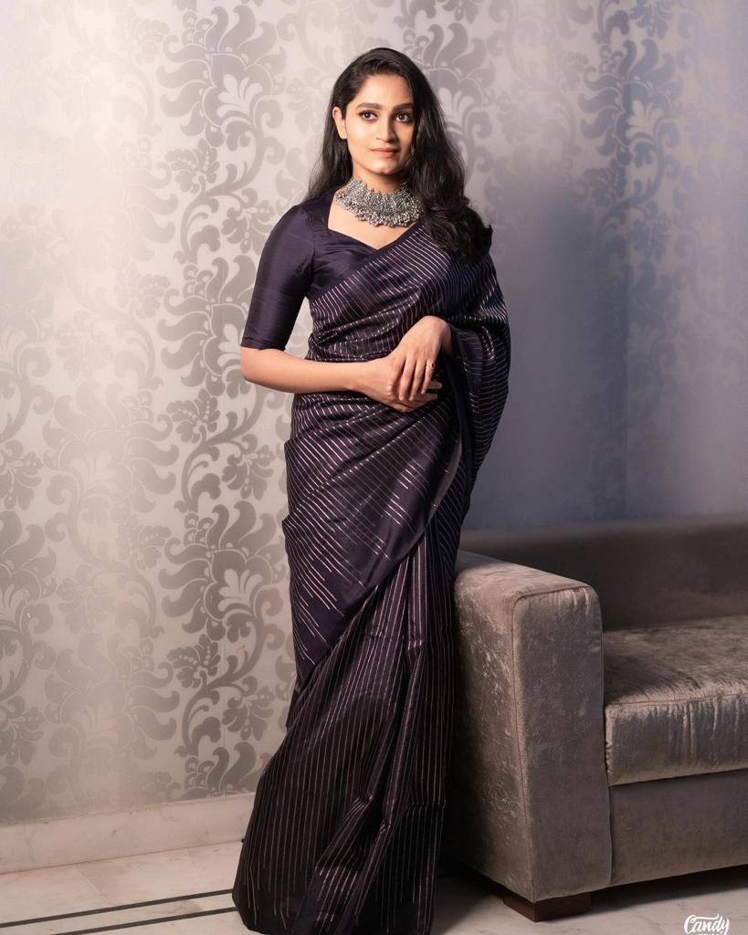 Seductive Black Color Soft Lichi Silk Saree With Blouse Piece