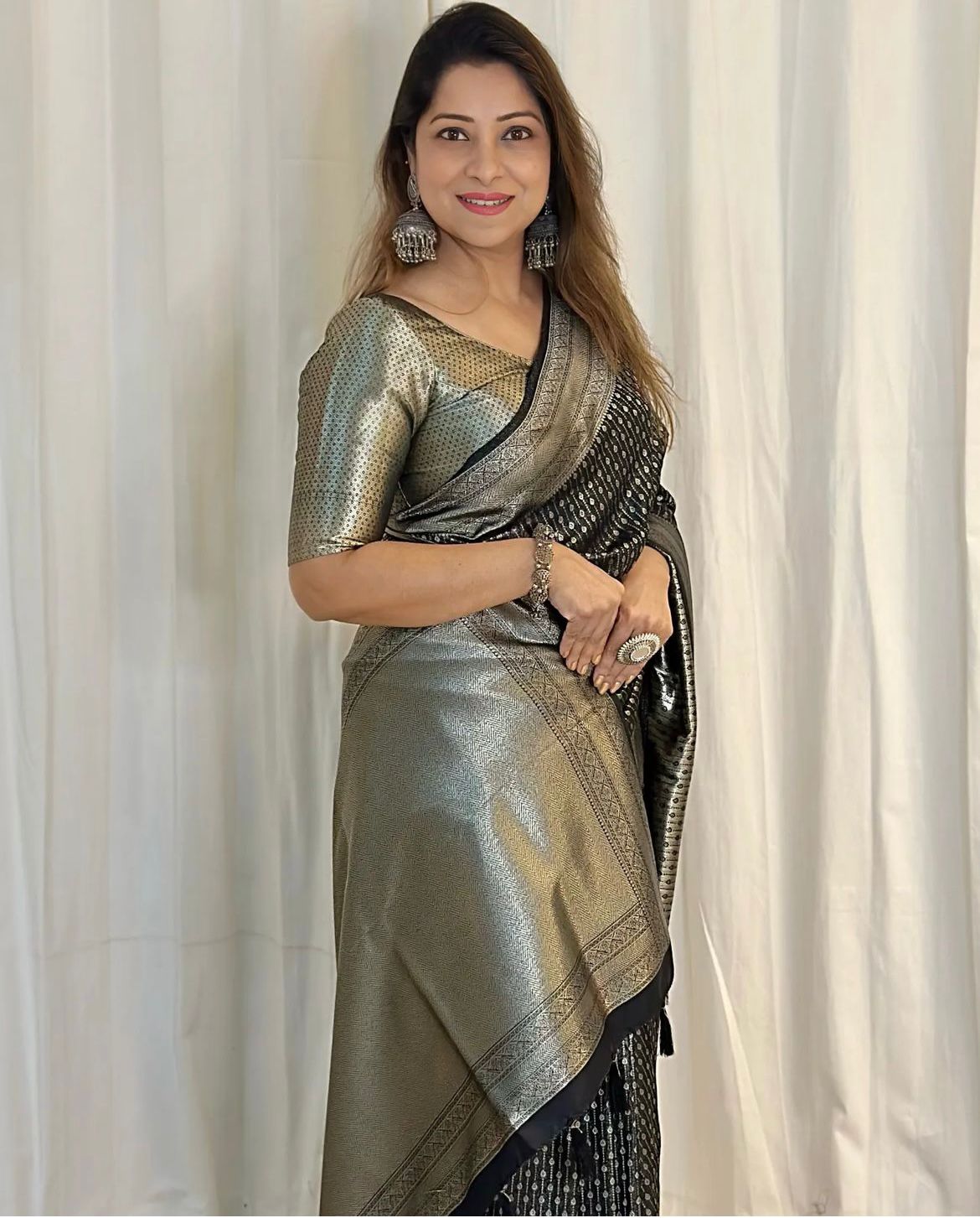 Sensual Black Color Soft Lichi Silk Saree With Blouse Piece