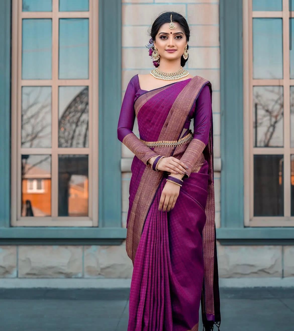 Divine Purple Color Soft Lichi Silk Saree With Blouse Piece