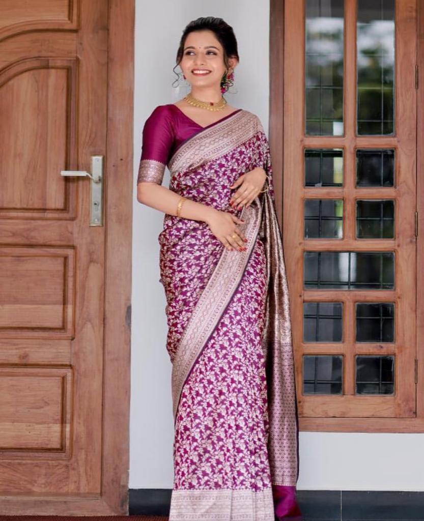 Captivating Purple Color Soft Lichi Silk Saree With Blouse Piece