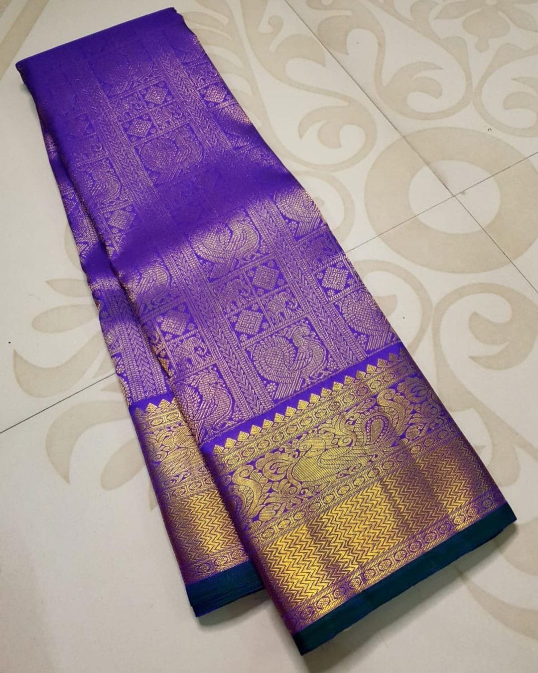 Exciting Royal Blue Color Soft Lichi Silk Saree With Blouse Piece