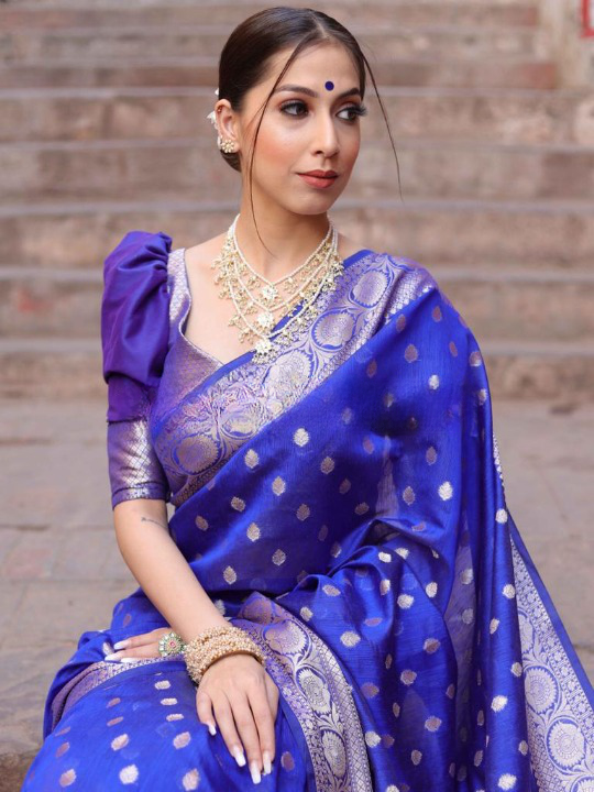 Splendid Blue Color Soft Lichi Silk Saree With Blouse Piece