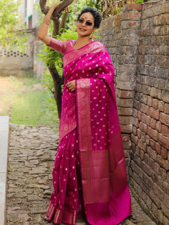 Sublime Dark Pink Color Soft Lichi Silk Saree With Blouse Piece