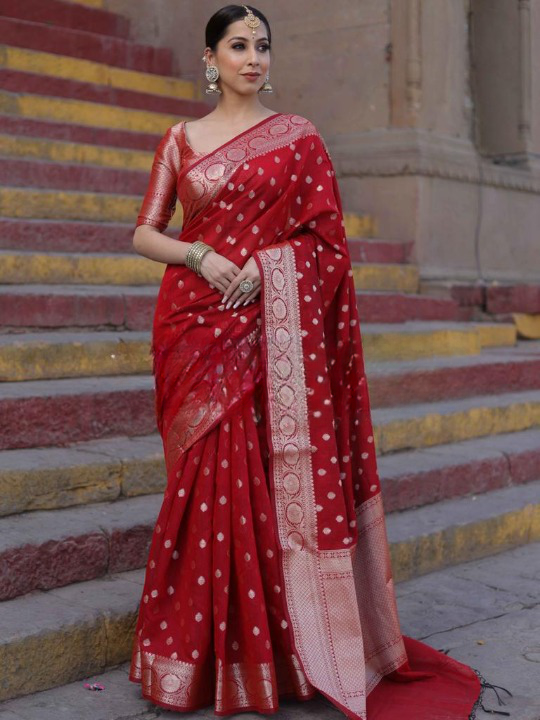 Stylish Red Color Soft Lichi Silk Saree With Blouse Piece