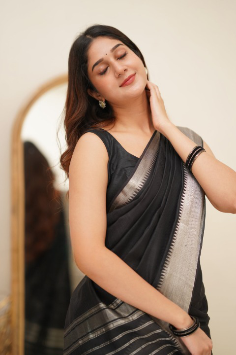 Exquisite Black Color Cotton Linen Silk Saree With Blouse Piece