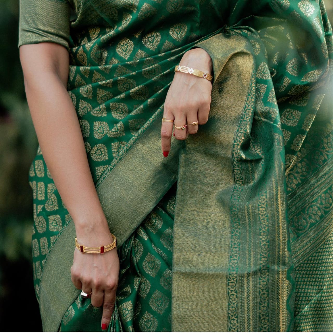 Luminous Rama Green Color Soft Lichi Silk Saree With Blouse Piece