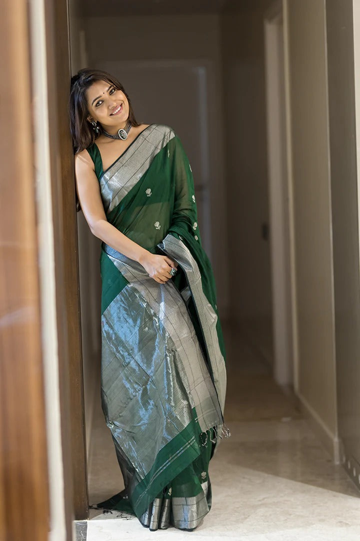 Resplendent Green Color Cotton Linen Silk Saree With Blouse Piece