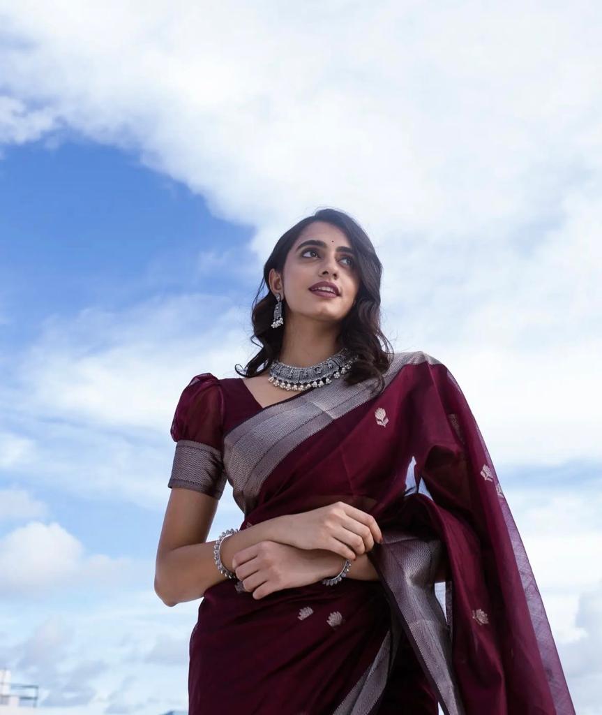 Divine Wine Color Cotton Linen Silk Saree With Blouse Piece