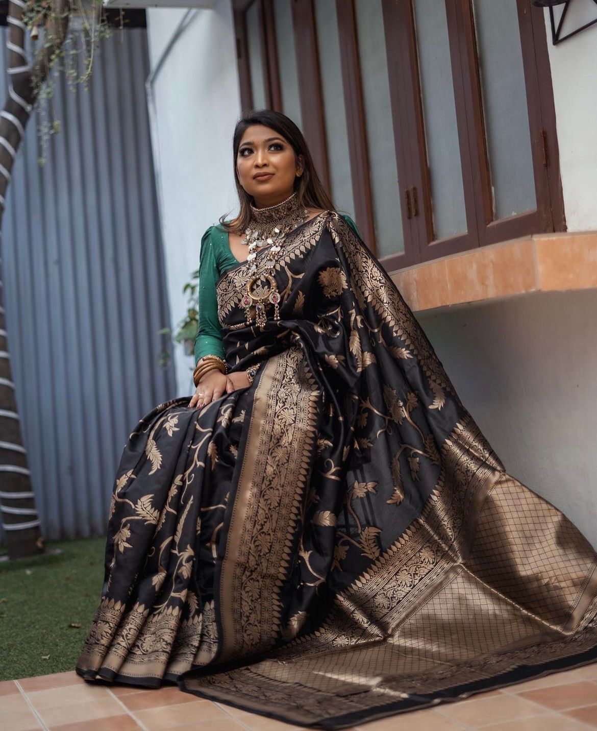 Heavenly Black Color Soft Lichi Silk Saree With Blouse Piece