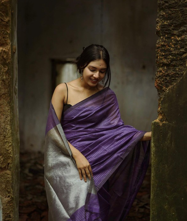 Opulent Purple Color Banarasi Soft Silk Saree With Blouse Piece