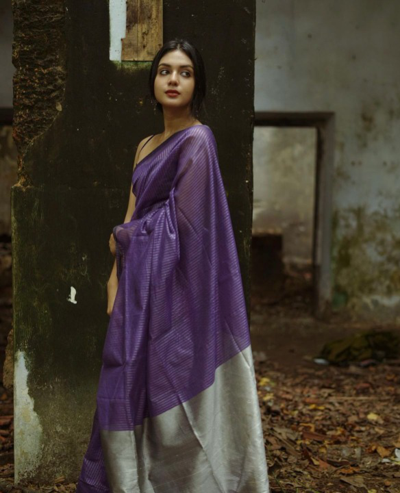 Opulent Purple Color Banarasi Soft Silk Saree With Blouse Piece