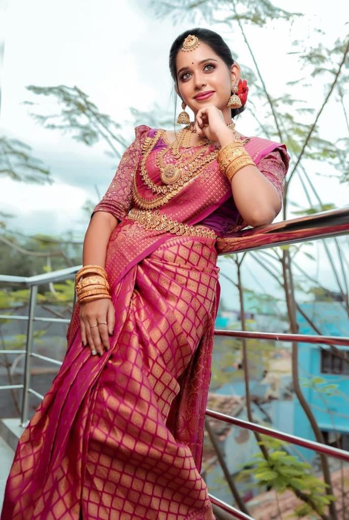 Ethereal Dark Pink Color Soft Lichi Silk Saree With Blouse Piece