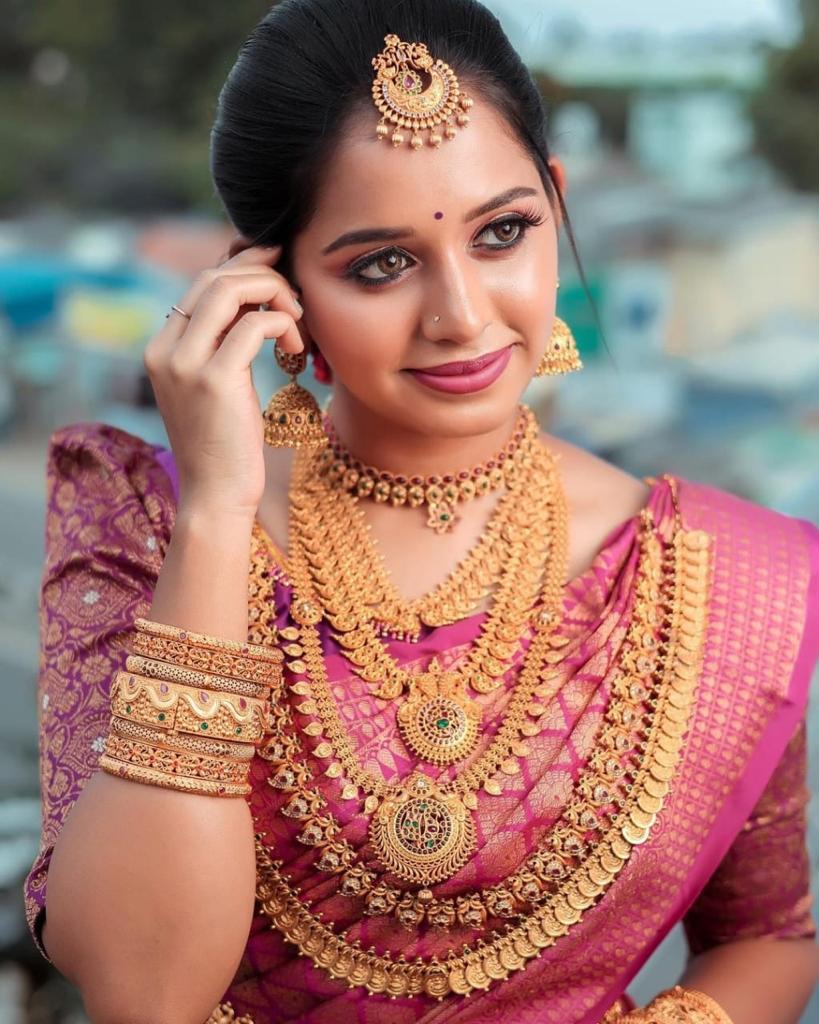 Ethereal Dark Pink Color Soft Lichi Silk Saree With Blouse Piece