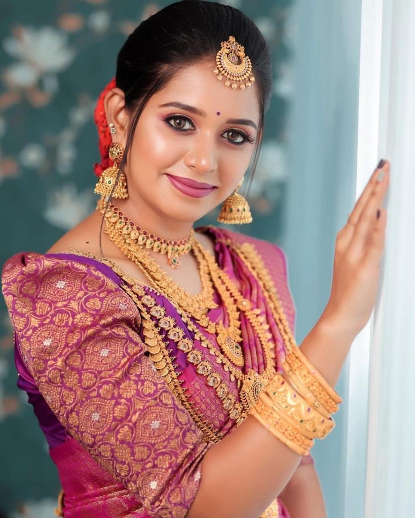 Ethereal Dark Pink Color Soft Lichi Silk Saree With Blouse Piece