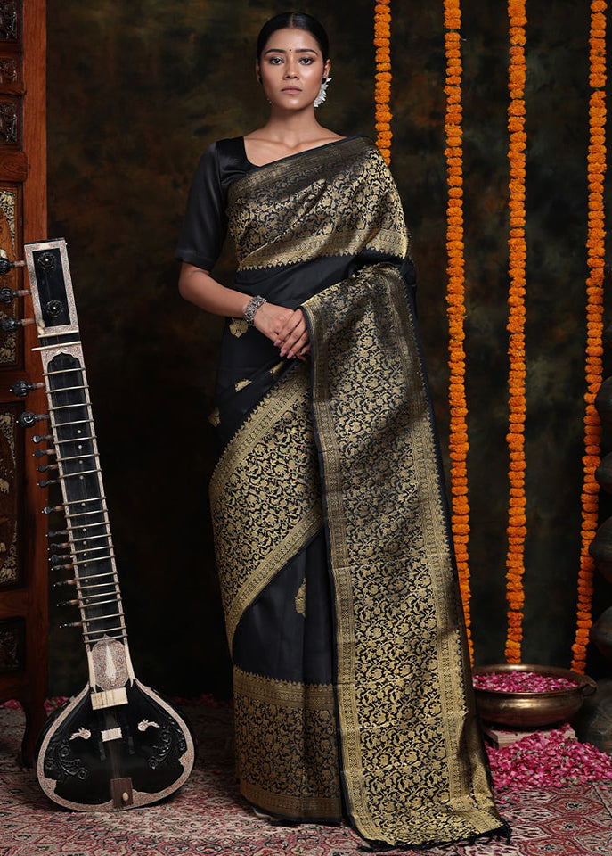 Electrifying Black Color Soft Lichi Silk Saree With Blouse Piece