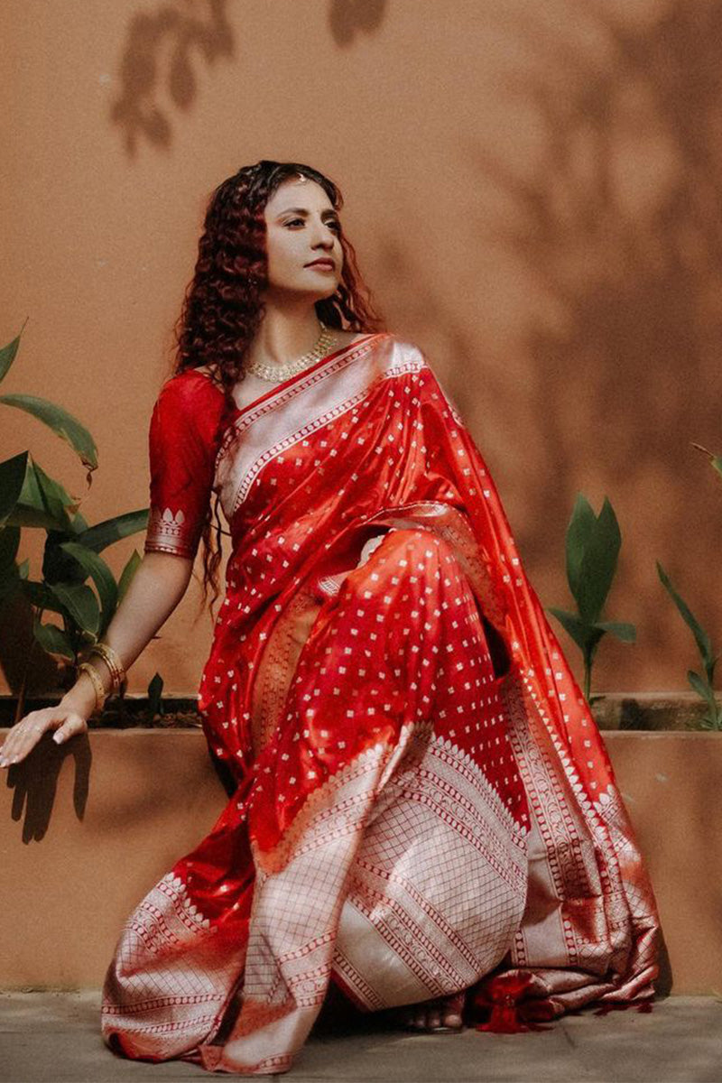 Entrancing Red Color Soft Lichi Silk Saree With Blouse Piece