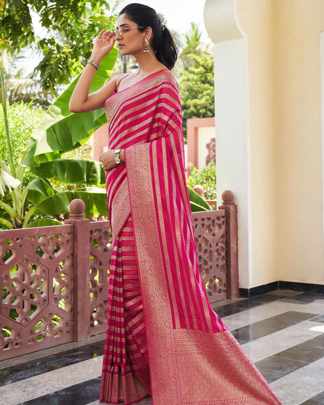 Sophistication Dark Pink Color Soft Lichi Silk Saree With Blouse Piece