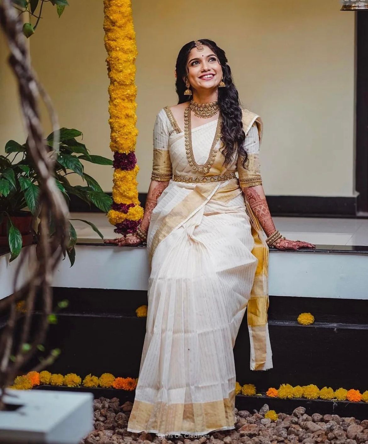 Exotic White Color Soft Lichi Silk Saree With Blouse Piece