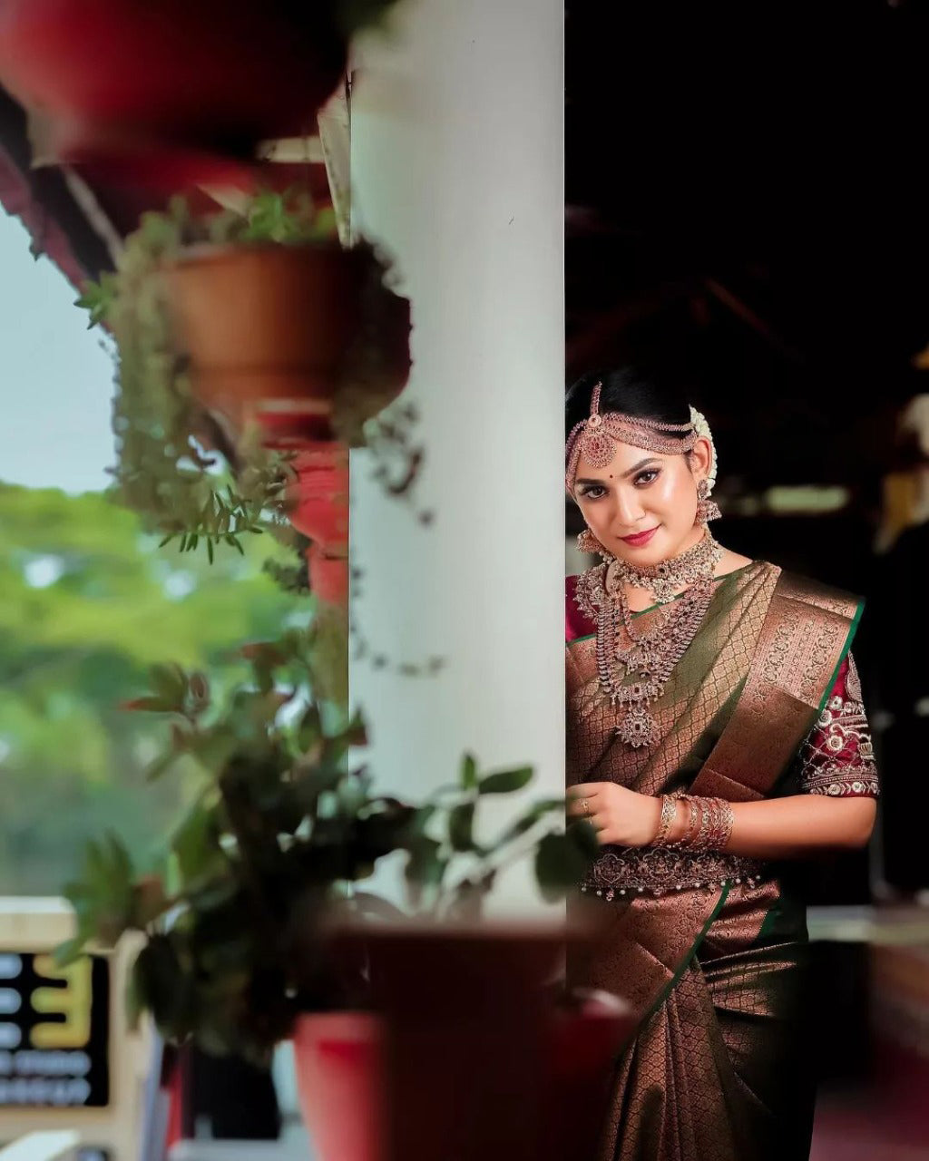 Exquisite Dark Green Color Soft Lichi Silk Saree With Blouse Piece