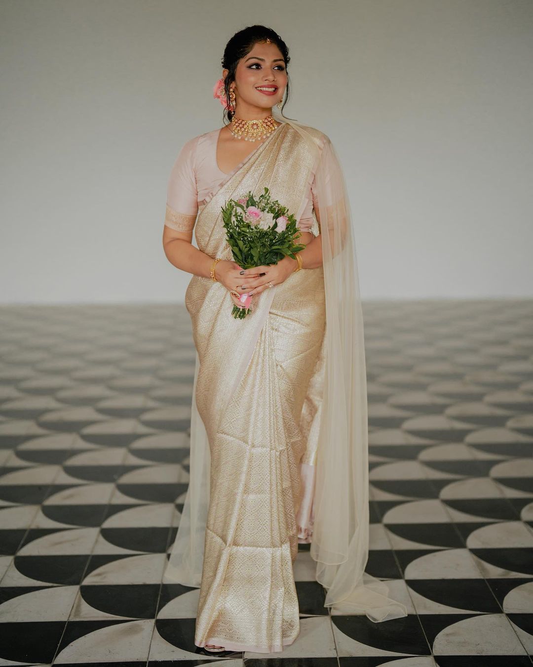 Delightful Beige Color Soft Lichi Silk Saree With Blouse Piece