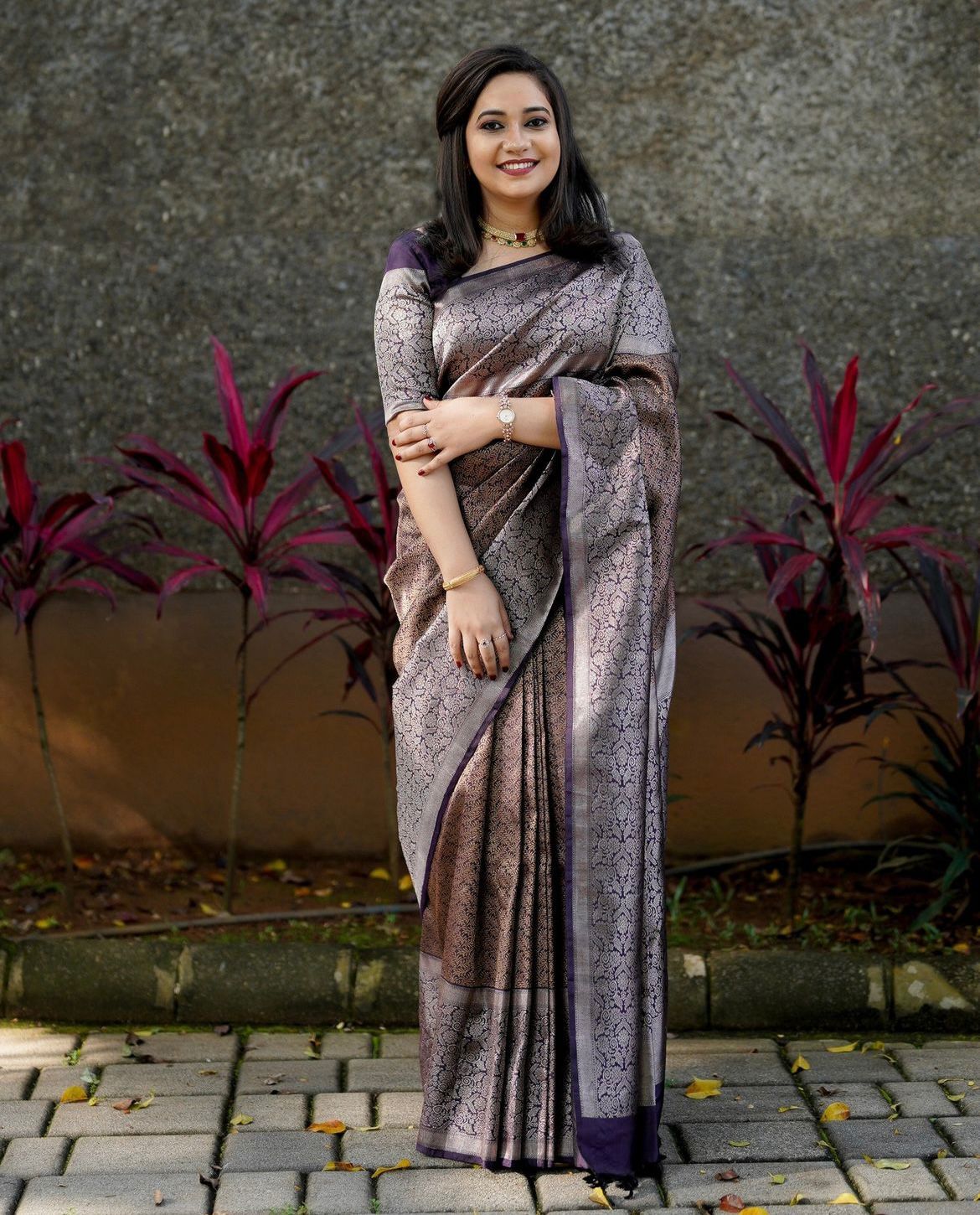 Opulent Purple Color Soft Lichi Silk Saree With Blouse Piece