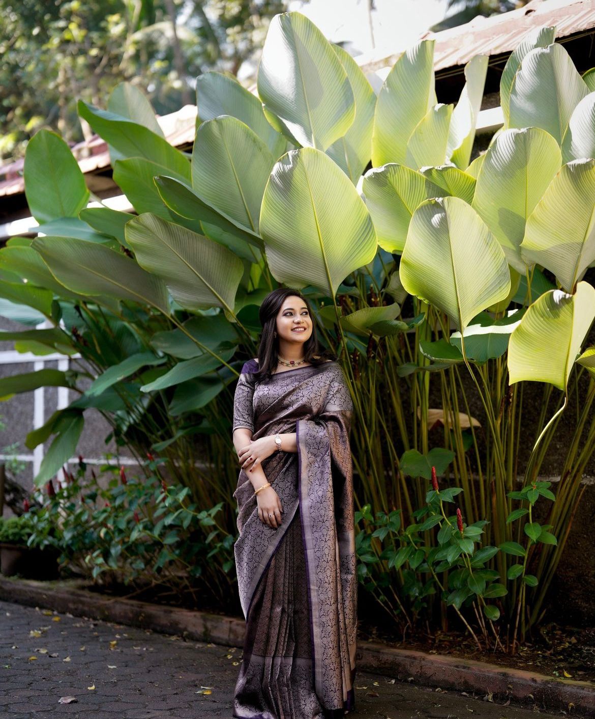 Opulent Purple Color Soft Lichi Silk Saree With Blouse Piece