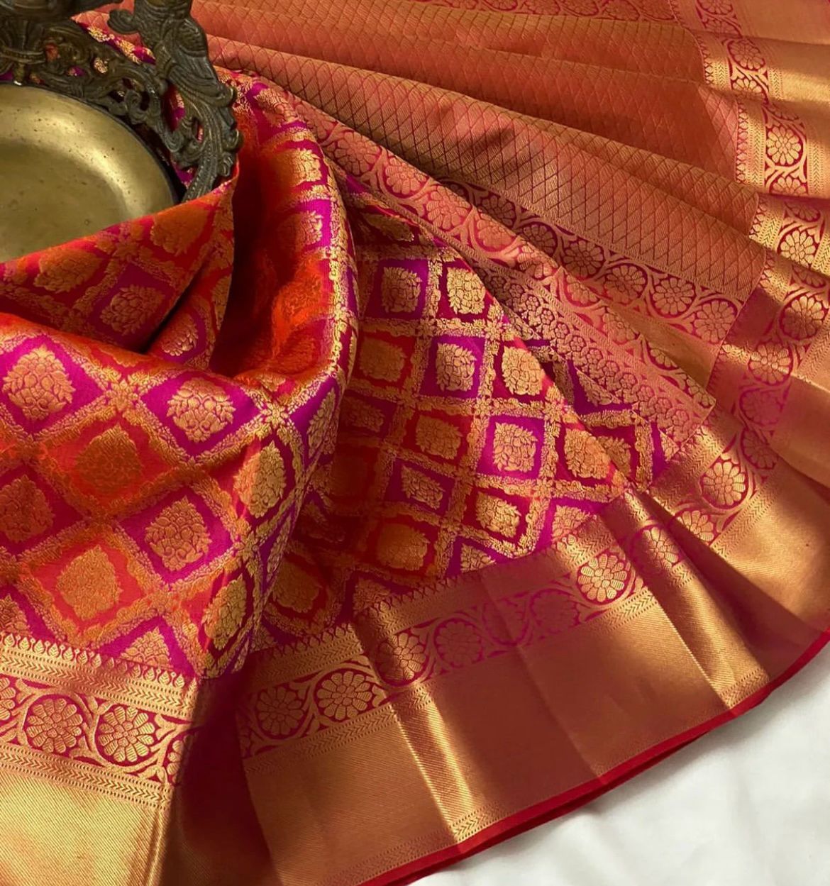 Compelling Red Color Soft Lichi Silk Saree With Blouse Piece