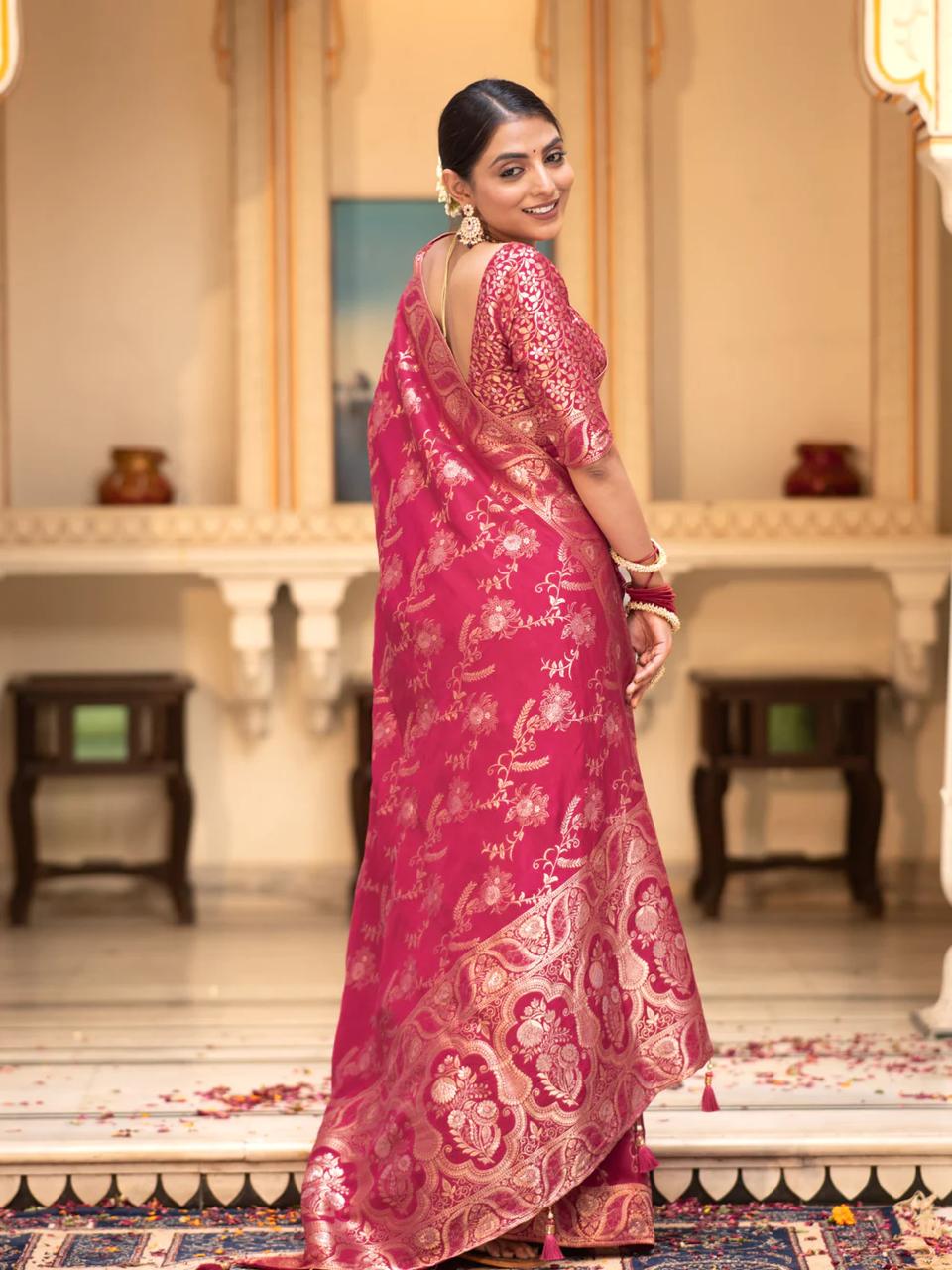 Magnificence Dark Pink Color Soft Lichi Silk Saree With Blouse Piece