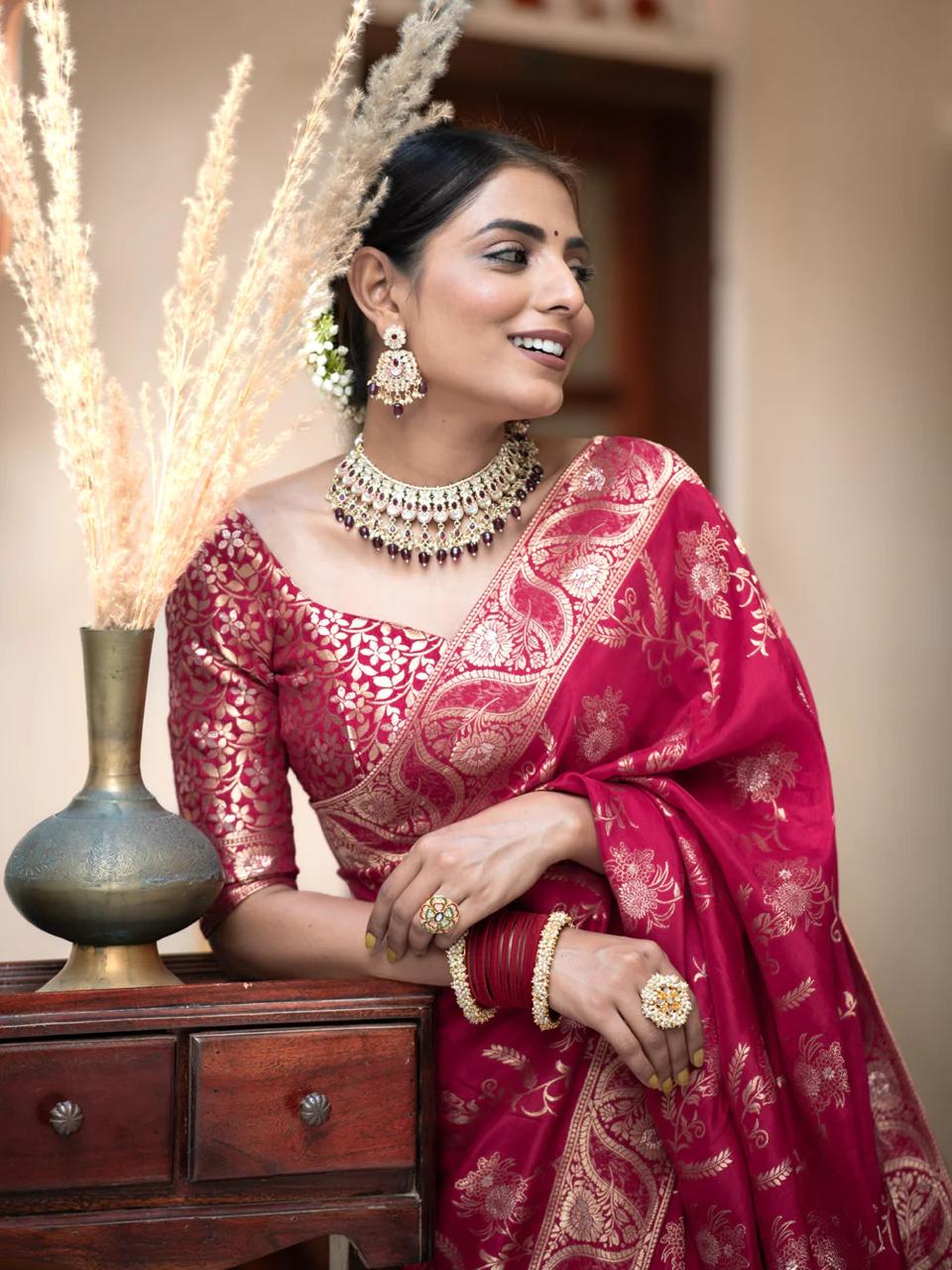 Magnificence Dark Pink Color Soft Lichi Silk Saree With Blouse Piece