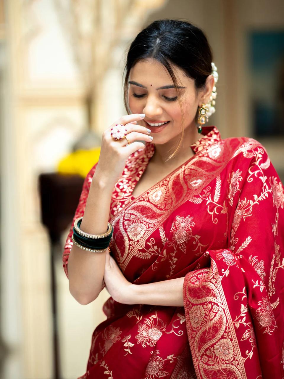 Fascinating Red Color Soft Lichi Silk Saree With Blouse Piece