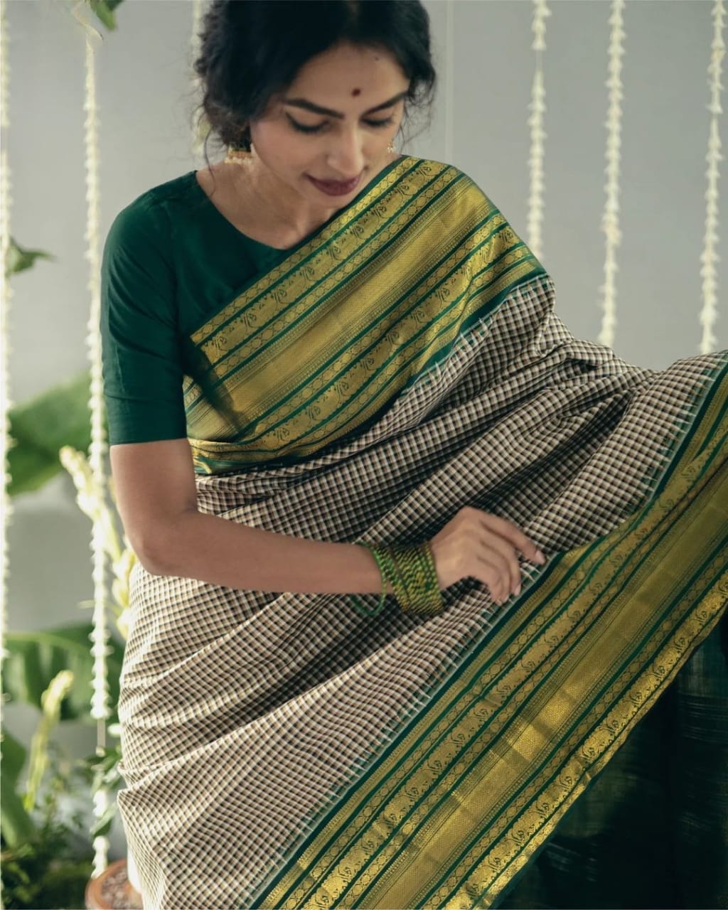 Dulcet Grey Soft Silk Saree With Glamorous Blouse Piece