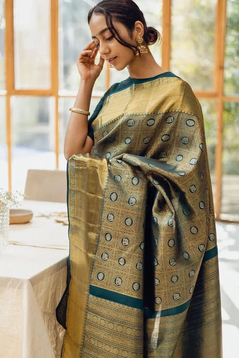 Exemplary Dark Green Soft Silk Saree With Opulent Blouse Piece