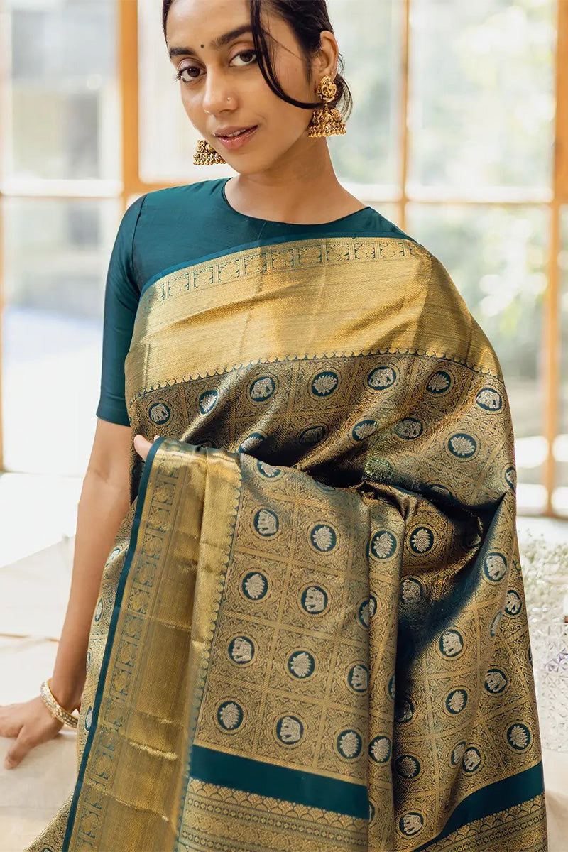 Exemplary Dark Green Soft Silk Saree With Opulent Blouse Piece