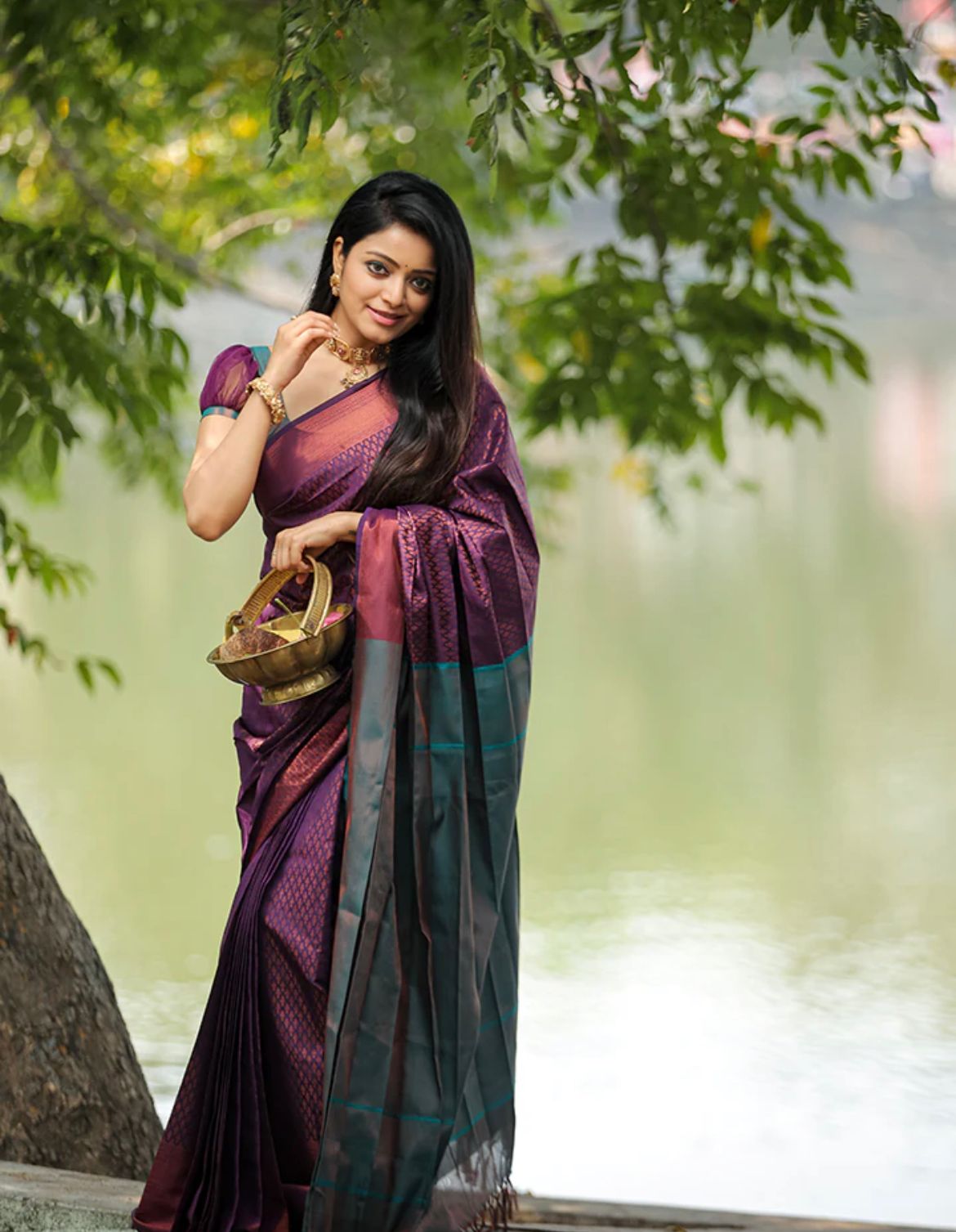 Splendid Purple Color Soft Lichi Silk Saree With Blouse Piece