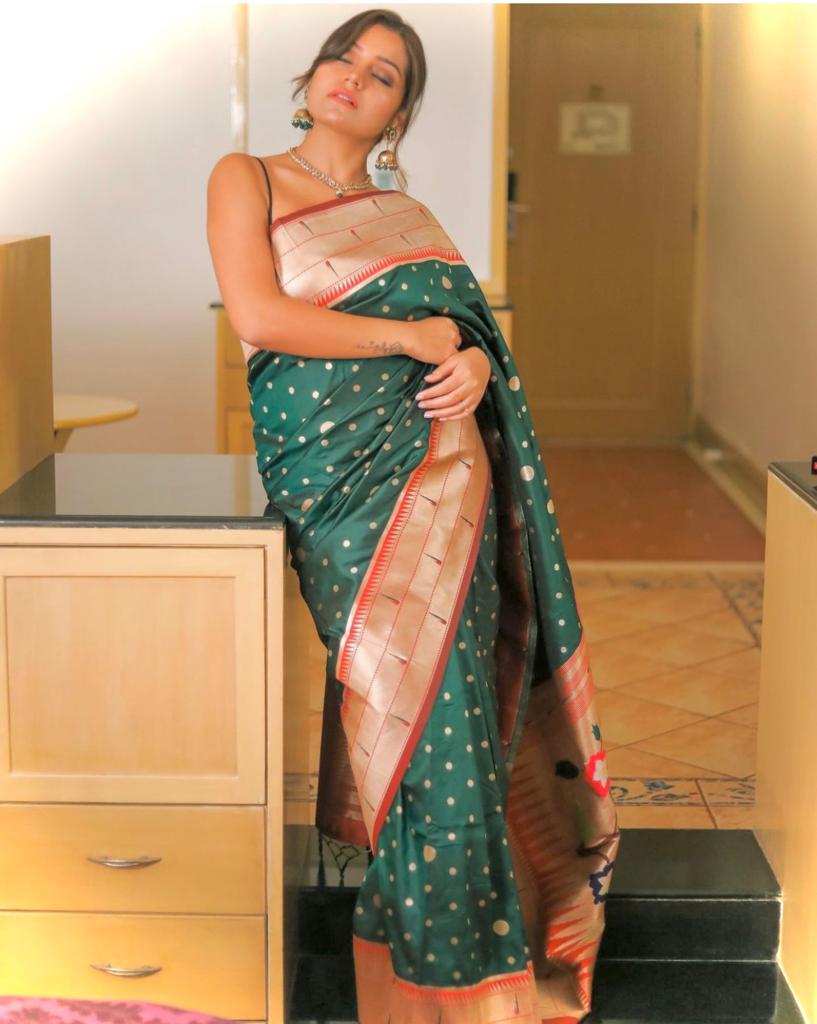 Whimsical Dark Green Color Paithani Silk Saree With Blouse Piece