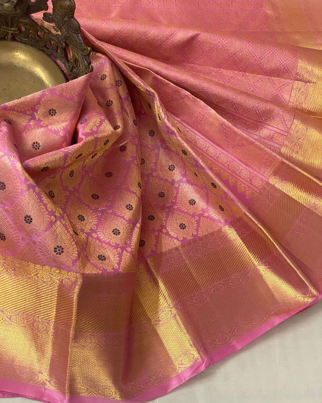 Ethereal Pink Color Soft Lichi Silk Saree With Blouse Piece