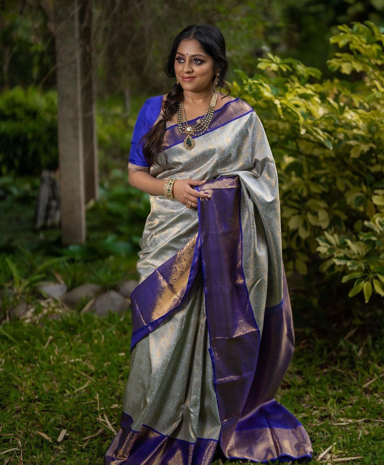 Breathtaking Grey Color Soft Lichi Silk Saree With Blouse Piece