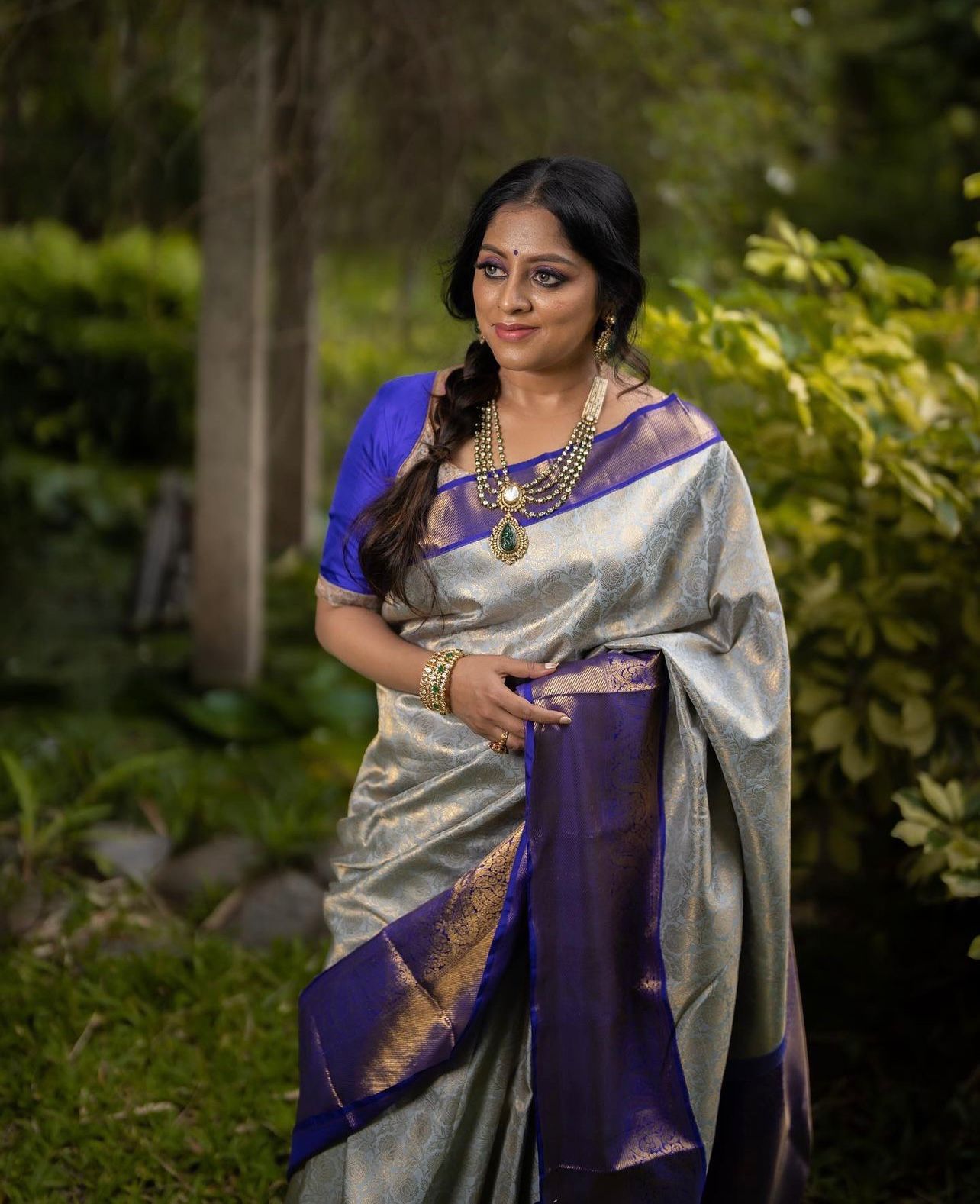 Breathtaking Grey Color Soft Lichi Silk Saree With Blouse Piece