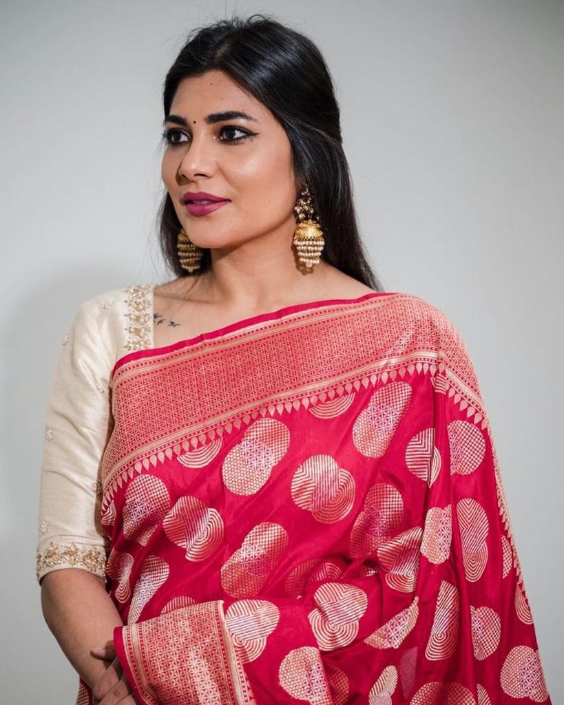 Tranquility Dark Pink Color Soft Lichi Silk Saree With Blouse Piece