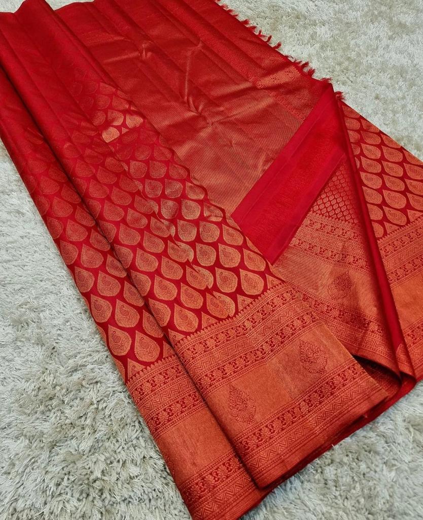 Scintillating Red Color Kanjivaram Silk Saree With Blouse Piece