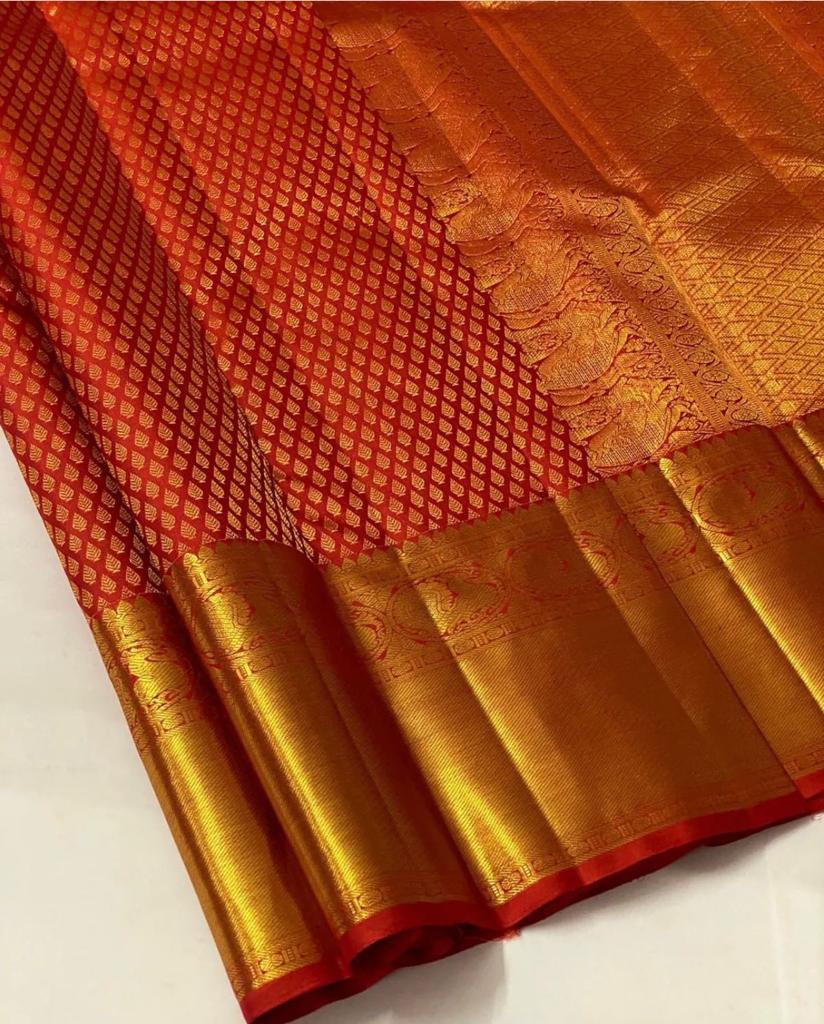 Resplendent Red Color Kanjivaram Silk Saree With Blouse Piece