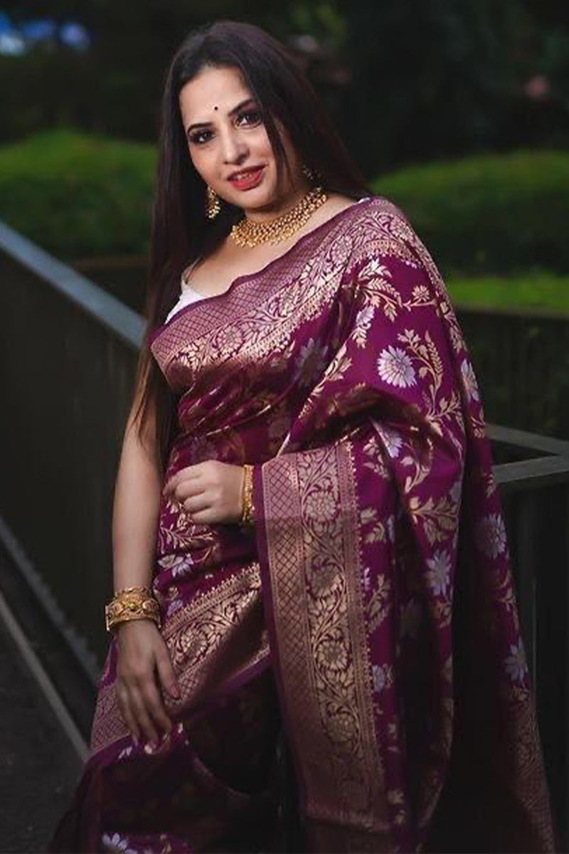 Resplendent Purple Color Soft Lichi Silk Saree With Blouse Piece