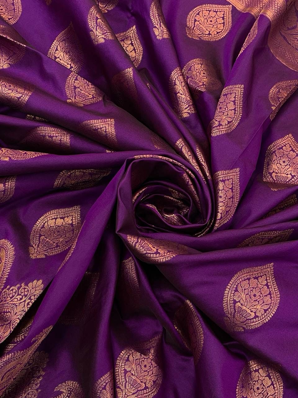 Glamorous Purple Color Banarasi Soft Silk Saree With Blouse Piece