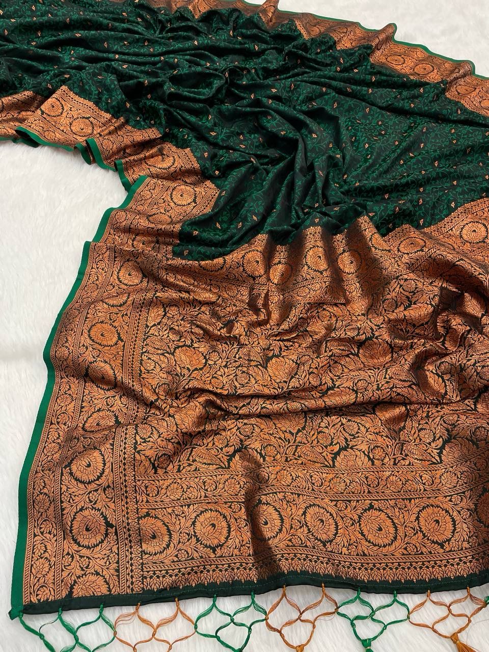 Breathtaking Dark Green Color Banarasi Soft Silk Saree With Blouse Piece