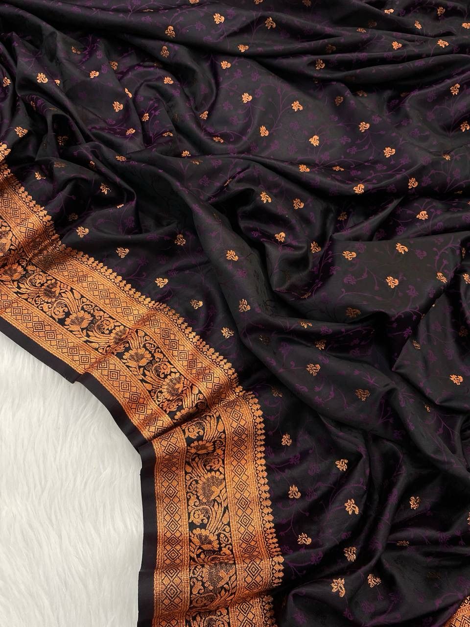 Shiny Wine Color Banarasi Soft Silk Saree With Blouse Piece