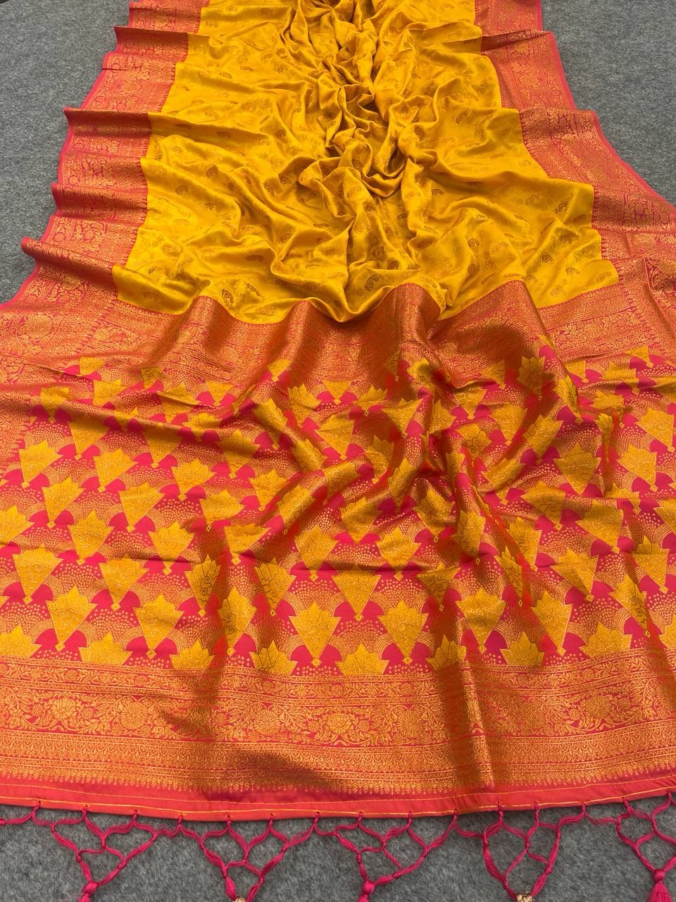 Mesmerizing Yellow Color Banarasi Soft Silk Saree With Blouse Piece