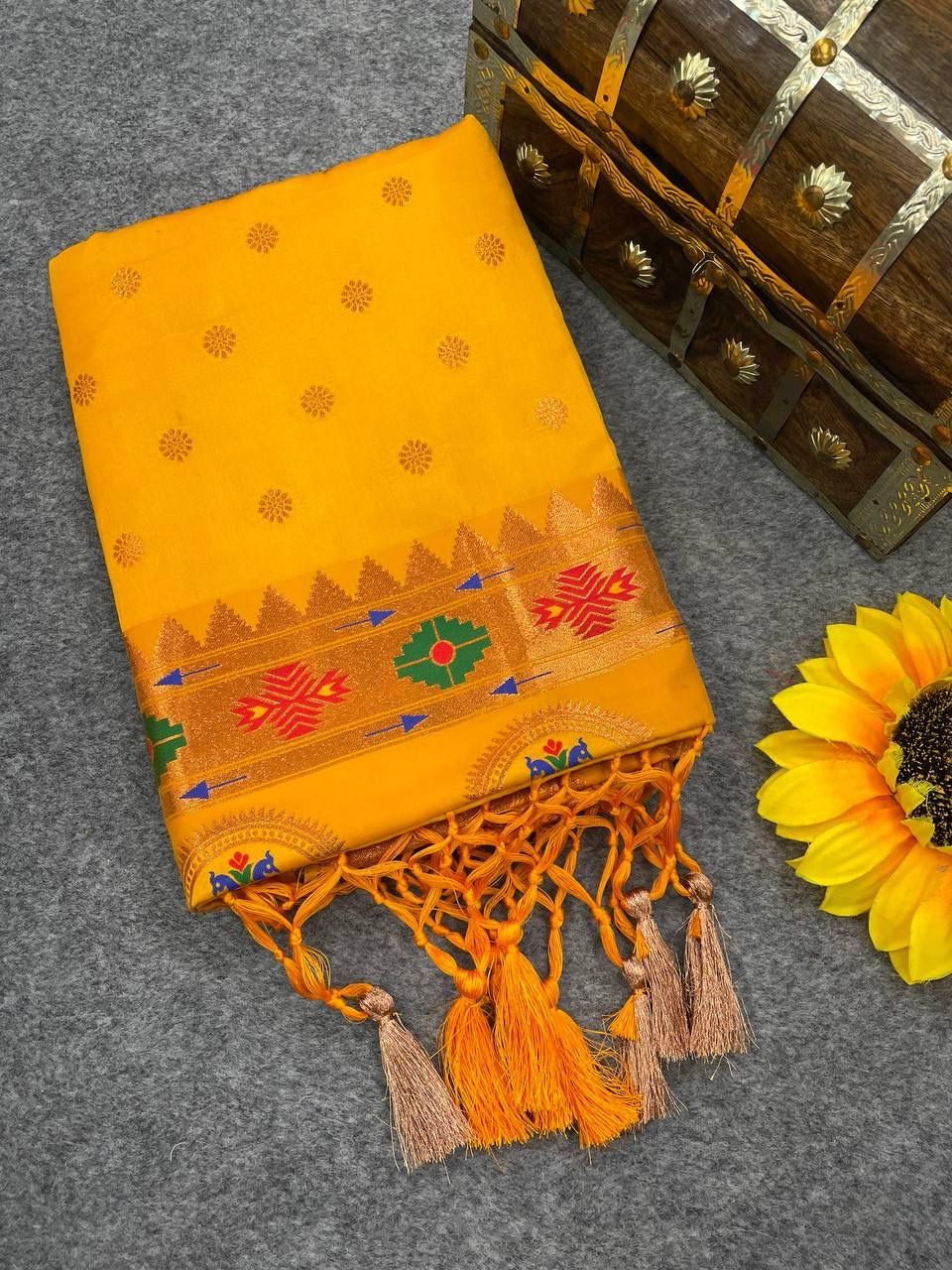 Divine Yellow Color Paithani Silk Saree With Blouse Piece