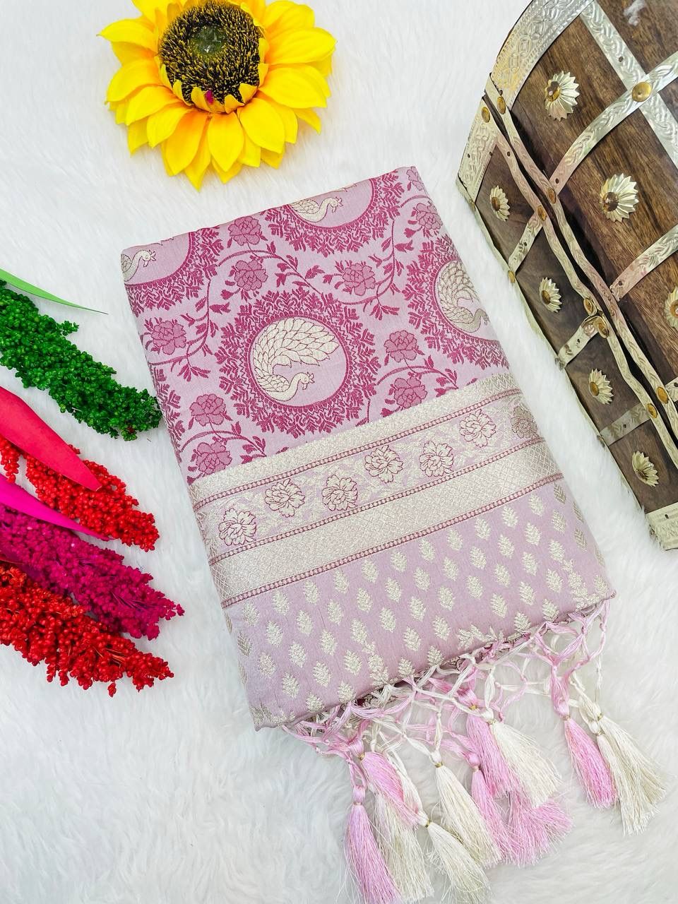 Mesmerizing Pink Color Banarasi Soft Silk Saree With Blouse Piece