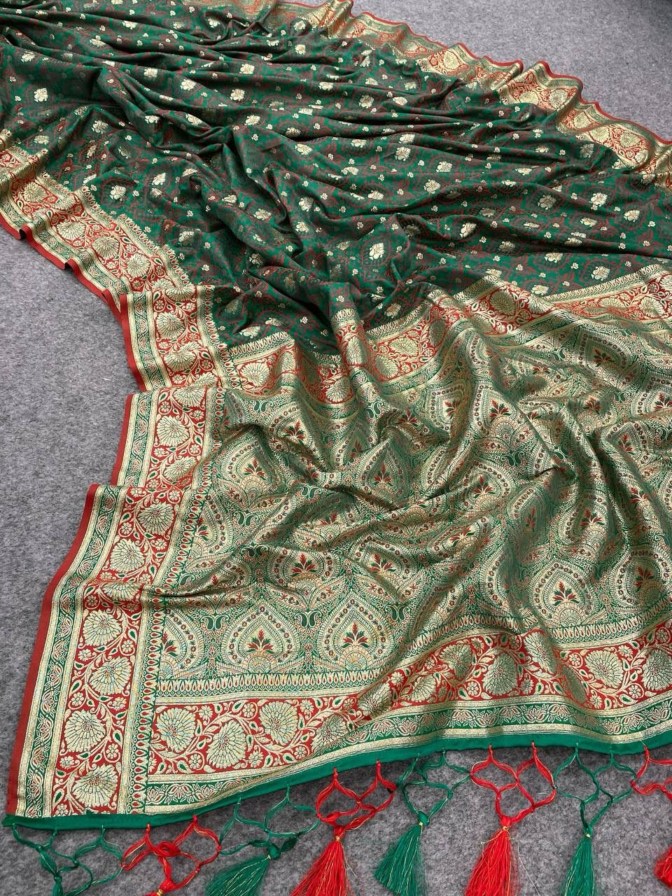 Opulent Dark Green Color Banarasi Soft Silk Saree With Blouse Piece