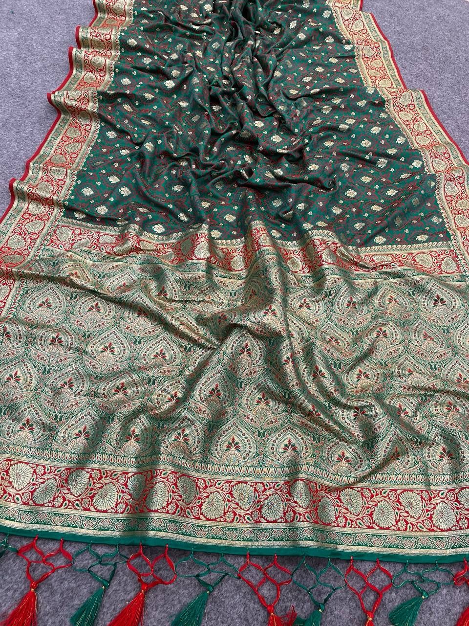 Opulent Dark Green Color Banarasi Soft Silk Saree With Blouse Piece